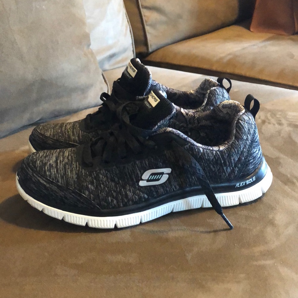 Skecher free runs
